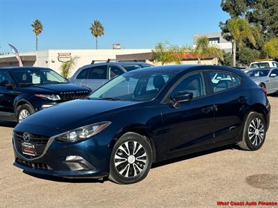 2016 Mazda Mazda3 i Sport  w/Bk Up Camera - Photo 2 - San Diego, CA 92111