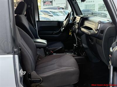 2015 Jeep Wrangler Sport  4X4 - Photo 13 - San Marcos, CA 92078