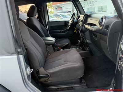 2015 Jeep Wrangler Sport  4X4 - Photo 10 - San Marcos, CA 92078