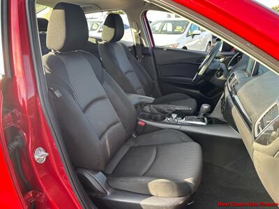 2016 Mazda Mazda3 i Sport  w/Bk Up Camera - Photo 20 - San Diego, CA 92111