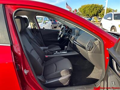 2016 Mazda Mazda3 i Sport  w/Bk Up Camera - Photo 21 - San Diego, CA 92111