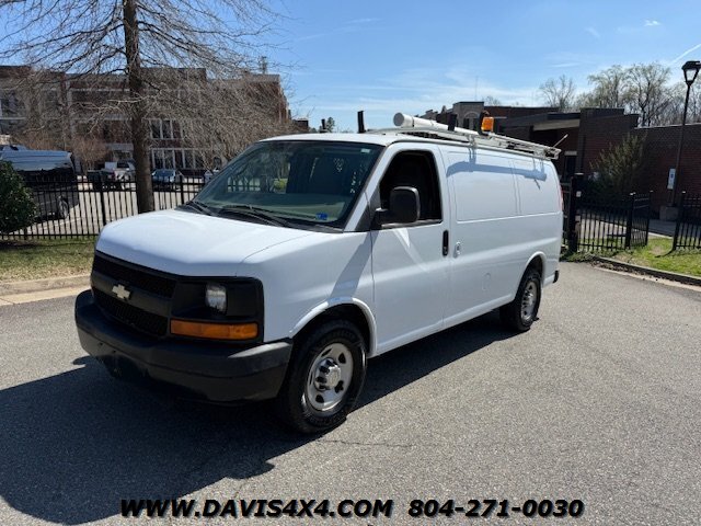 2011 Chevrolet Express 2500 Work/ Commercial Van   - Photo 1 - North Chesterfield, VA 23237