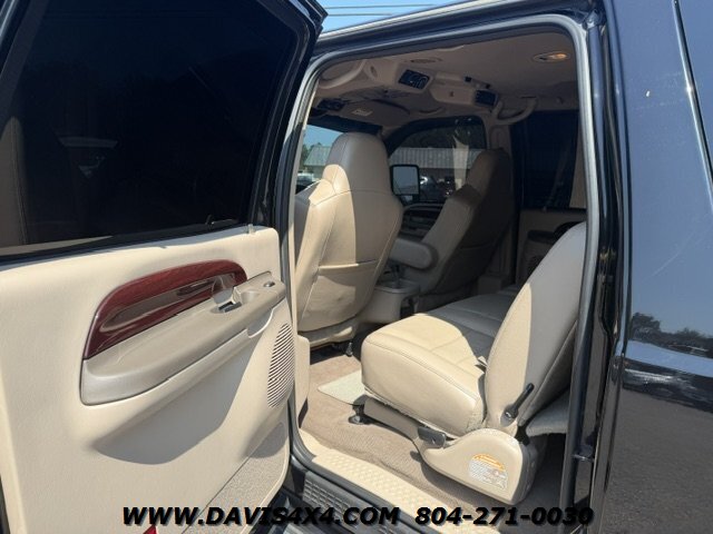 2004 Ford Excursion Limited 4x4 SUV - Photo 14 - North Chesterfield, VA 23237