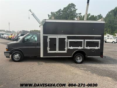 2022 Chevrolet Express 3500 Box Truck - Photo 2 - North Chesterfield, VA 23237