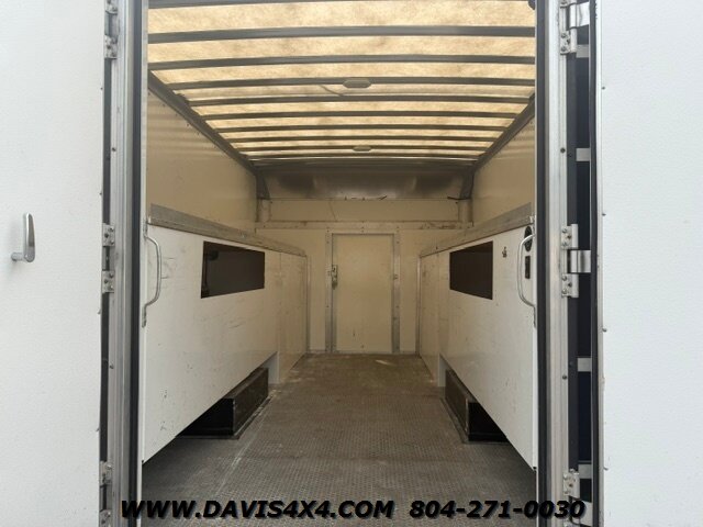 2022 Chevrolet Express 3500 Box Truck - Photo 14 - North Chesterfield, VA 23237