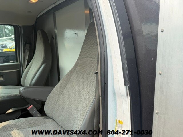 2022 Chevrolet Express 3500 Box Truck - Photo 11 - North Chesterfield, VA 23237
