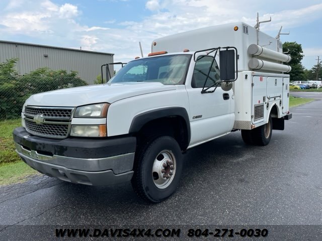 2005 Chevrolet Silverado 3500 - Photo 1 - North Chesterfield, VA 23237