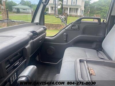 2001 ISUZU NPR   - Photo 11 - North Chesterfield, VA 23237