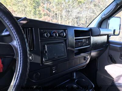 2011 Chevrolet Express 3500 Series G3500 Commercial Cargo Enclosed  Enclosed Roll Up Rear Door Box - Photo 28 - North Chesterfield, VA 23237