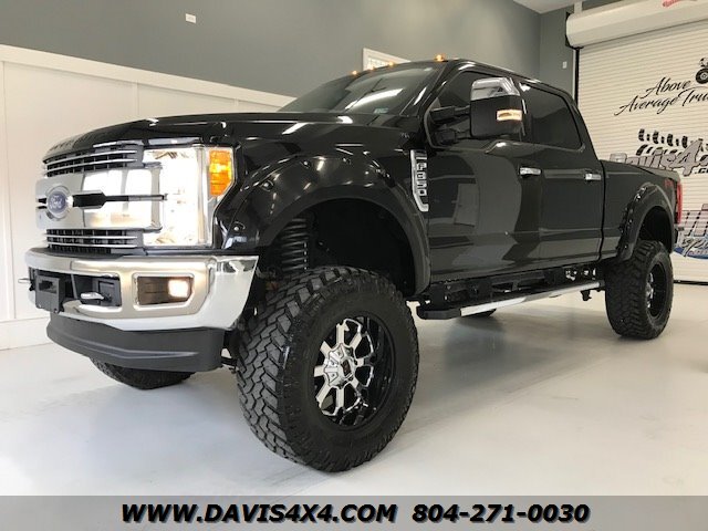 2017 Ford F-350 Crew Cab Short Bed (sold)FX4Off Road Lifted Loaded Pickup