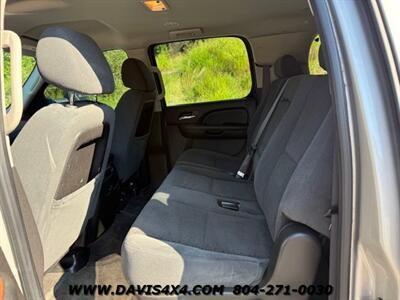 2008 Chevrolet Suburban LT 2500 4X4   - Photo 12 - North Chesterfield, VA 23237