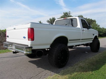 1997 Ford F-350 XLT   - Photo 6 - North Chesterfield, VA 23237