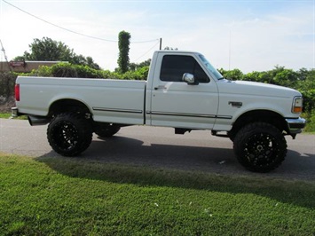 1997 Ford F-350 XLT   - Photo 5 - North Chesterfield, VA 23237