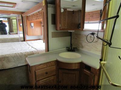 2000 Monaco Windsor 40 PBD Roadmaster Chassis Motorhome  330 / 950 HP Cummins Pusher - Photo 8 - North Chesterfield, VA 23237