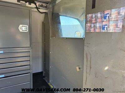2014 Chevrolet Express 3500 Quigley 4x4 Cargo Van   - Photo 11 - North Chesterfield, VA 23237
