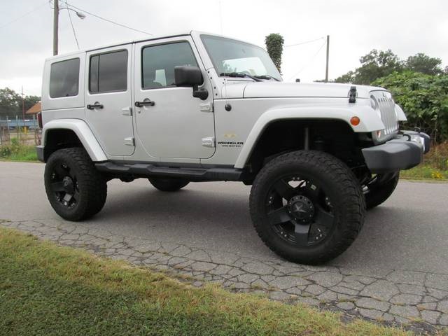 2008 Jeep Wrangler Unlimited Sahara Lifted Off Road 4X4 Manual