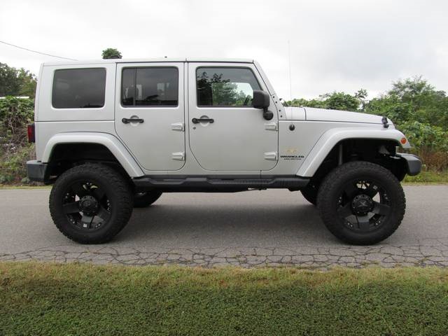 2008 Jeep Wrangler Unlimited Sahara Lifted Off Road 4X4 Manual