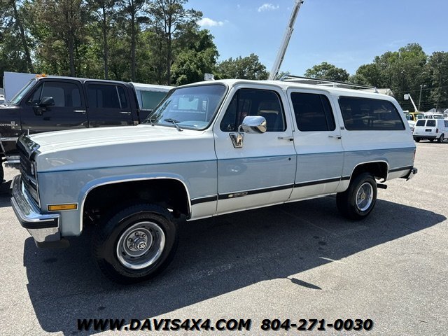 1990 Chevrolet Suburban V1500 Squarebody - Photo 2 - North Chesterfield, VA 23237