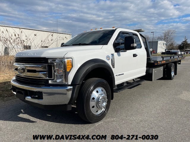 2017 Ford F-550 Super Duty Flatbed Tow Truck Rollback Extended Cab - Photo 1 - North Chesterfield, VA 23237