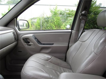2001 Jeep Grand Cherokee Laredo (SOLD)   - Photo 6 - North Chesterfield, VA 23237
