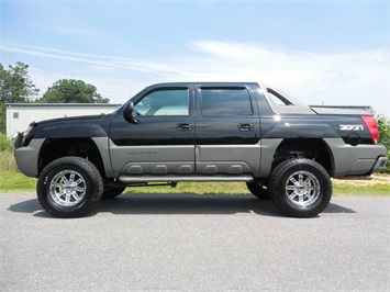 2002 Chevrolet Avalanche 1500 (SOLD)   - Photo 2 - North Chesterfield, VA 23237