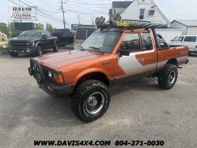 1985 Nissan King Cab 720 4x4 - Photo 3 - North Chesterfield, VA 23237
