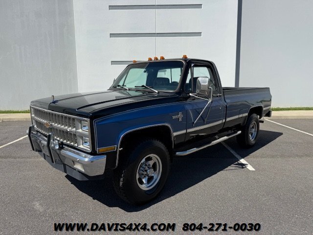 1981 Chevrolet K 30 Silverado 4x4 Squarebody Pickup - Photo 1 - North Chesterfield, VA 23237