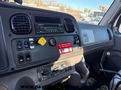 2015 Freightliner M2 106 Altec 60' Bucket Truck   - Photo 13 - North Chesterfield, VA 23237