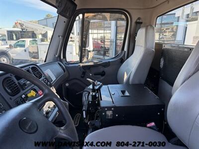 2015 Freightliner M2 106 Altec 60' Bucket Truck   - Photo 12 - North Chesterfield, VA 23237