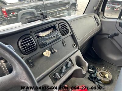 2012 Freightliner M2 24 Foot Box Truck   - Photo 15 - North Chesterfield, VA 23237