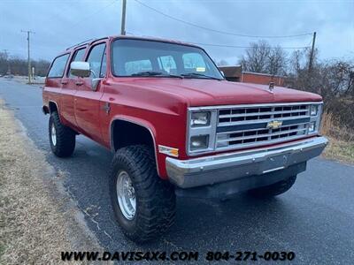 1987 Chevrolet Suburban 4x4 Square Body Classic SUV   - Photo 2 - North Chesterfield, VA 23237