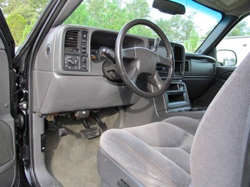 2006 CHEVROLET Silverado (SOLD)   - Photo 2 - North Chesterfield, VA 23237