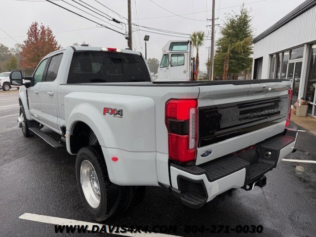 2026 Ford F-450 Super Duty Platinum 4x4 Dually   - Photo 10 - North Chesterfield, VA 23237
