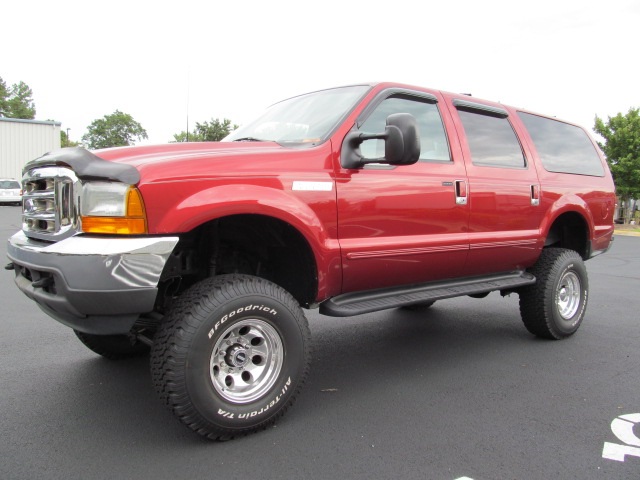 2000 Ford Excursion XLT (SOLD)