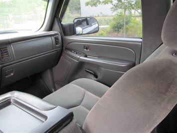 2005 Chevrolet Silverado 2500 LS (SOLD)   - Photo 22 - North Chesterfield, VA 23237
