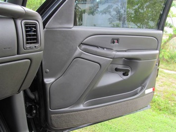 2005 Chevrolet Silverado 2500 LS (SOLD)   - Photo 29 - North Chesterfield, VA 23237