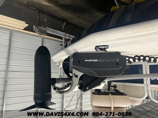 2014 Hurricane Deck Boat Fun Deck 226 Pontoon Boat/Family Built By Nautical  Global Group - Photo 44 - North Chesterfield, VA 23237