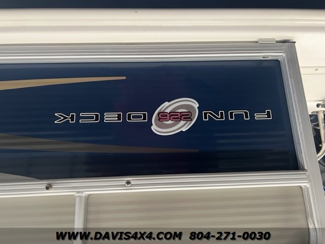 2014 Hurricane Deck Boat Fun Deck 226 Pontoon Boat/Family Built By Nautical  Global Group - Photo 33 - North Chesterfield, VA 23237