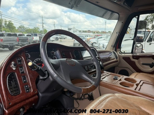 2006 Freightliner M2 106 Western Hauler - Photo 11 - North Chesterfield, VA 23237