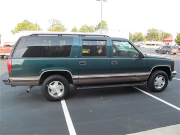 1997 GMC Suburban K1500 (SOLD)   - Photo 4 - North Chesterfield, VA 23237