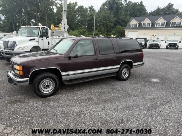1997 GMC Suburban C2500   - Photo 1 - North Chesterfield, VA 23237