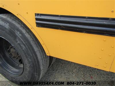 2005 Freightliner Chassis Passenger Van/School Bus   - Photo 4 - North Chesterfield, VA 23237