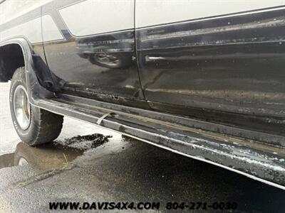 1988 Chevrolet Suburban V10 Squarebody   - Photo 10 - North Chesterfield, VA 23237