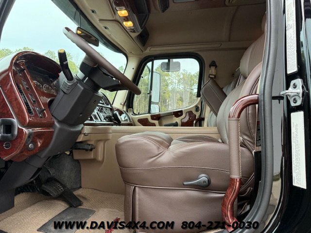 2008 Freightliner M2 106 Sport Chassis Custom Hauler - Photo 13 - North Chesterfield, VA 23237