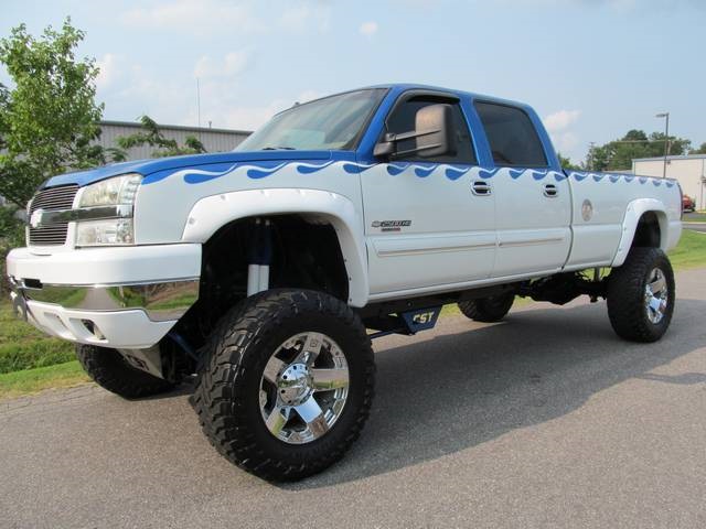 2003 Chevrolet Silverado 2500 LS (SOLD) - Photo 1 - North Chesterfield, VA 23237