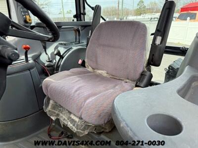 2000 New Holland TS100 4x4 Loader Enclosed Cab   - Photo 25 - North Chesterfield, VA 23237