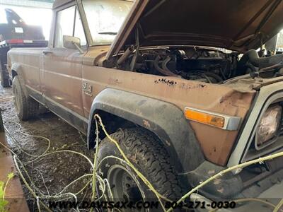 1980 Jeep J10 Pickup 4x4   - Photo 4 - North Chesterfield, VA 23237