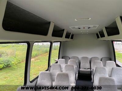 2016 FORD E450 Econoline Shuttle Bus/Travel Van Low Mileage  Loaded - Photo 10 - North Chesterfield, VA 23237