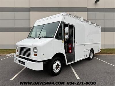 2015 Freightliner MT55 Utility Master Step/Bread Truck  