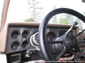 1985 GMC C/K1500 Sierra Classic 1 Ton 4X4 Regular Cab Long Bed   - Photo 15 - North Chesterfield, VA 23237